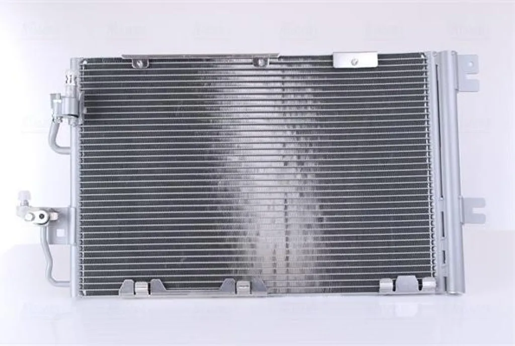 Radiateur de clim condenseur pour Opel Astra H et Zafira B Nissens 94809