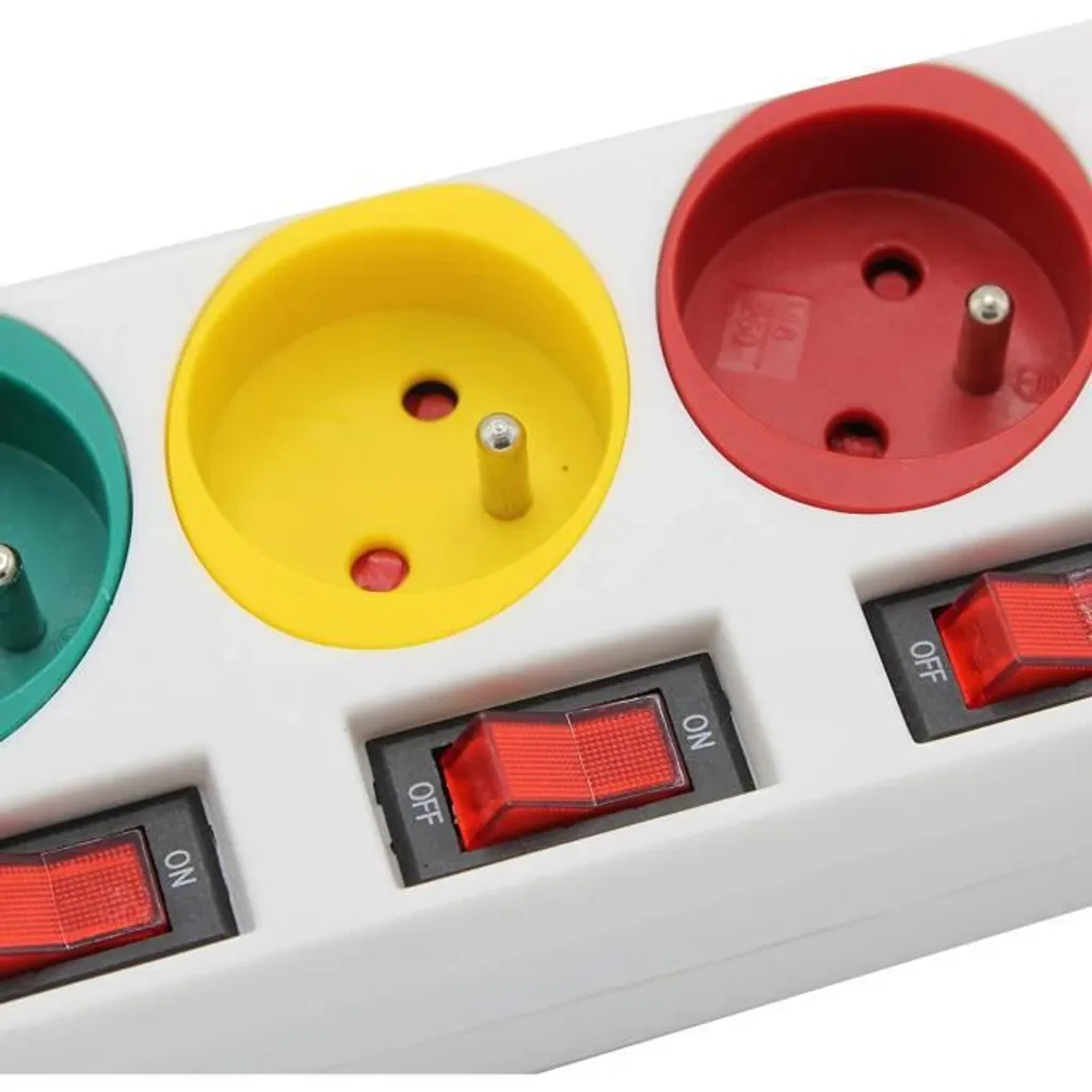 Prise multiple tripode FISHTEC avec 3 sorties latérales gain de place