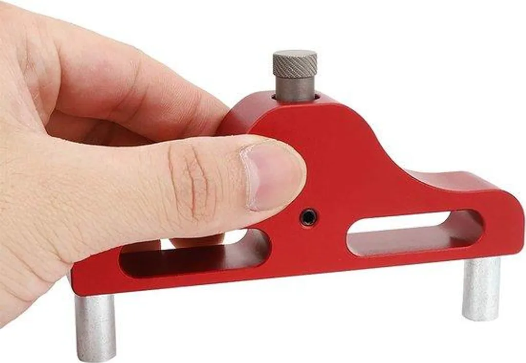 Traceur de centre pour menuiserie en aluminium rouge, longueur 95 mm