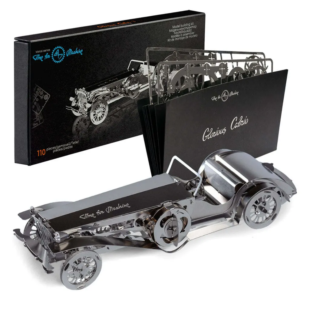 Maquette métal Glorious Cabrio : fini le plastique, vive le mécanique