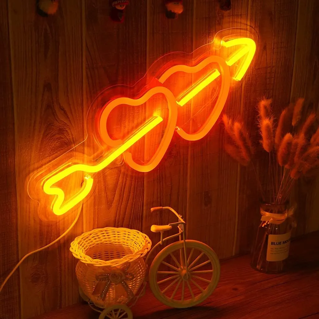 Cuore Neon LED Design - Decorazione Murale Minimalista per Interni
