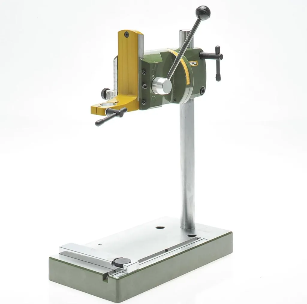 Support de perçage MB 200 PROXXON 28600 pour finir vos trous de travers