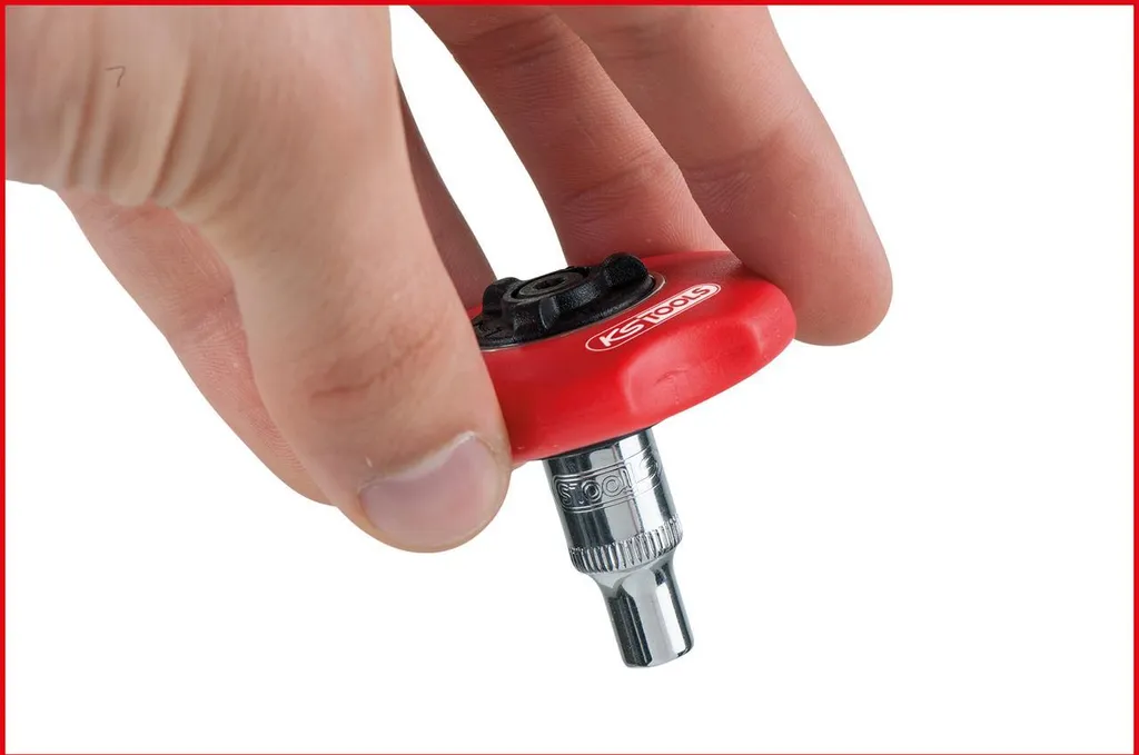 Débloquez les vis difficiles avec le jeu de mini cliquets KS Tools 914.1215 - 9