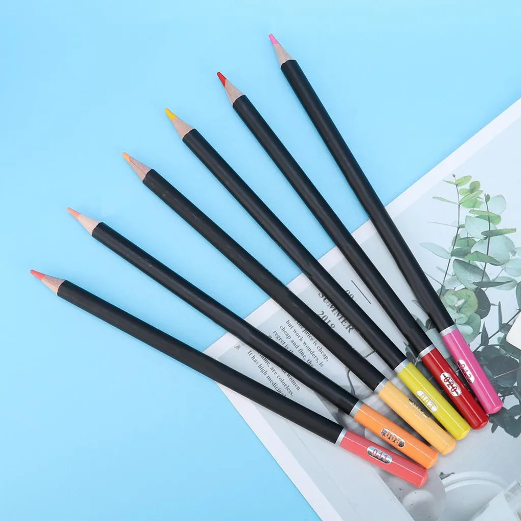 Kit de dessin 95 pièces idéal pour apprendre le portrait et le paysage