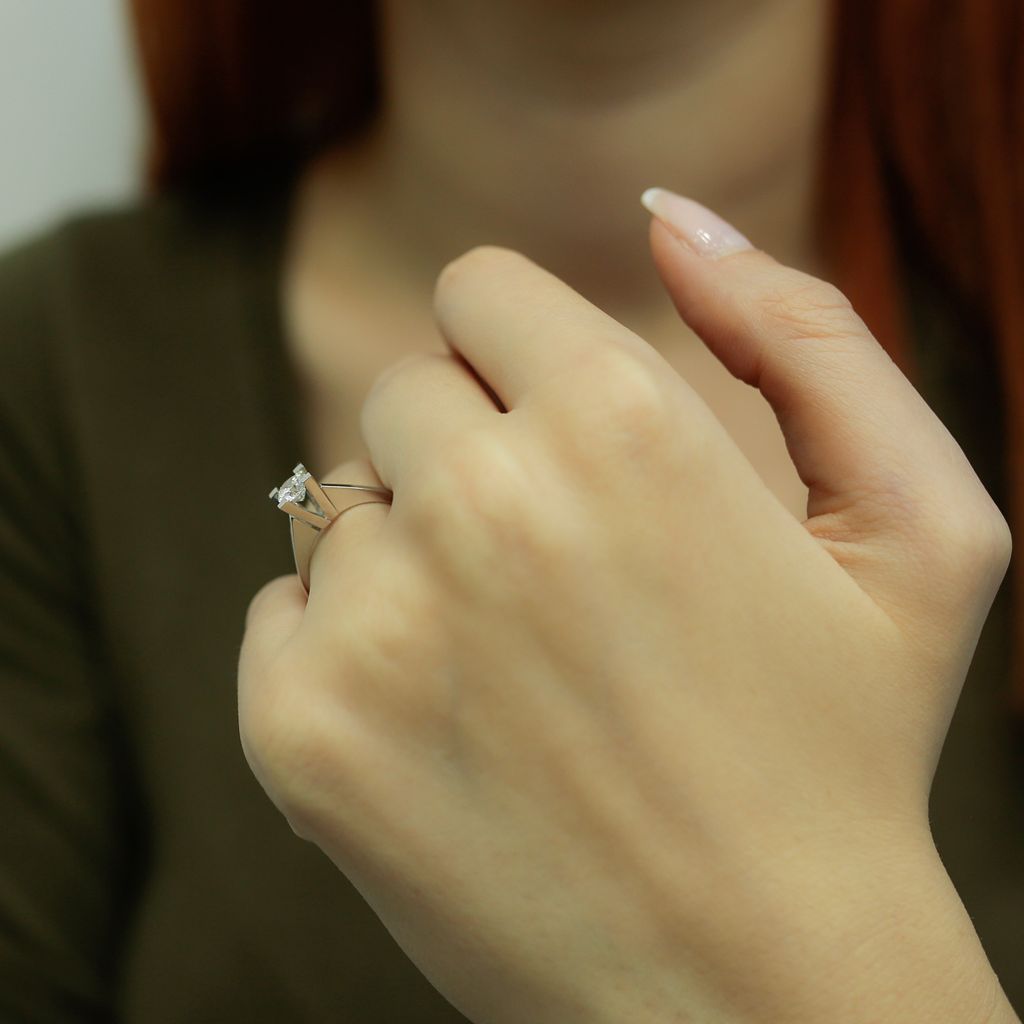 0,44 Carat Diamant Solitär Antragsring 14 Karat Weißgold