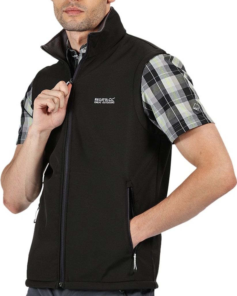 Regatta Herren Bradwell III Softshellweste RMB094 : S : schwarz Farbe: schwarz Größe: S