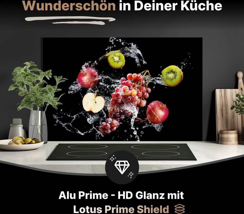 Spritzschutz Küchenrückwand aus Aluminiumverbund Glanz - 3mm - 125x60 cm - Frische Früchte im Wasser-Splash auf Schwarz