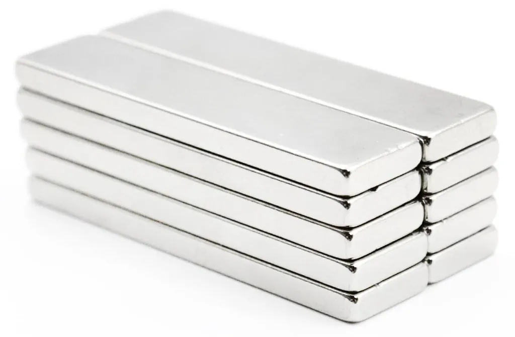 Aimants Puissants Contre la Chute d'Objets - Bande Néodyme 40x10x3mm x10