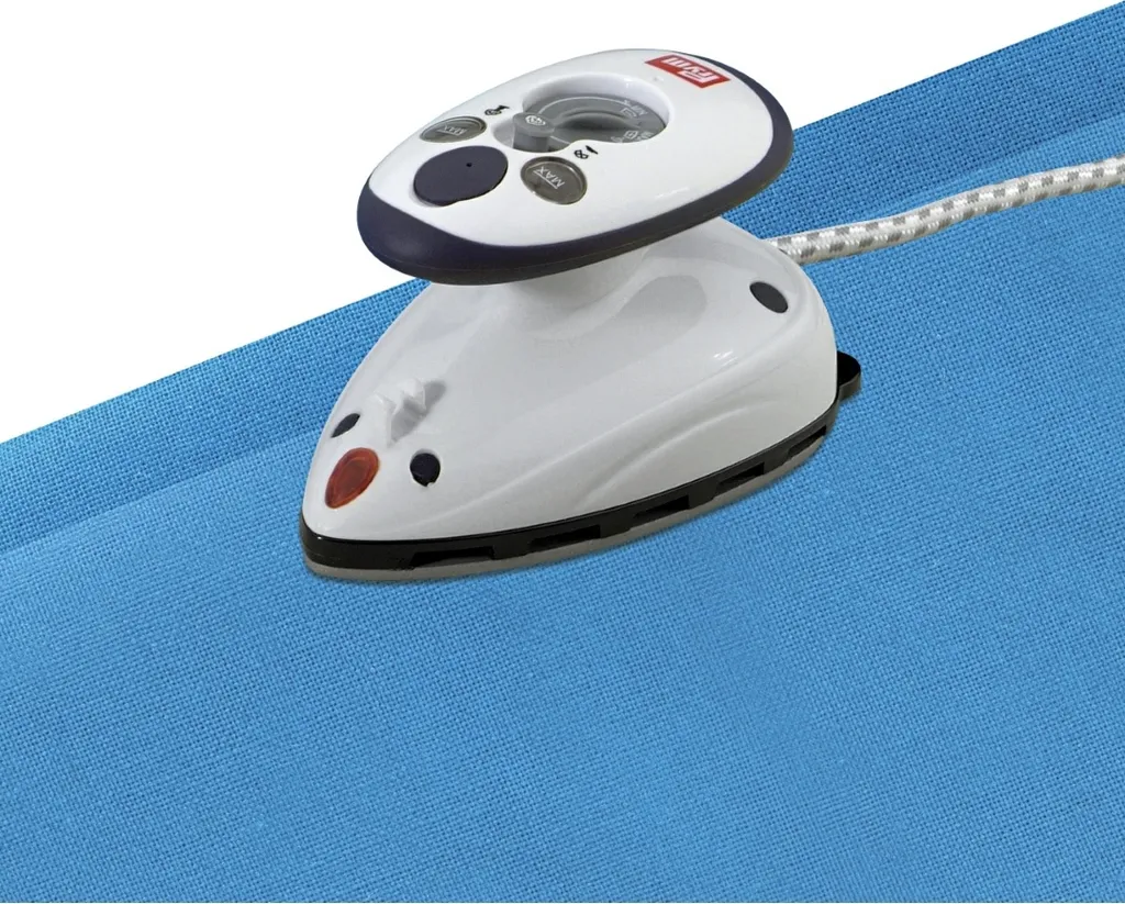 Mini fer à repasser de voyage et patchwork Prym 611915 ergonomique