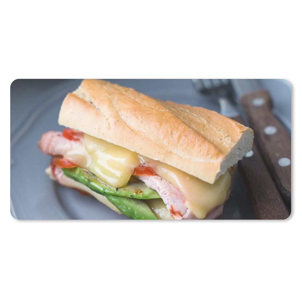 MuchoWow Schreibtischunterlage Reichhaltig gefülltes Toastbrot zum Mittagessen 80x40 cm - XXL Mauspad - Gaming Mauspad
