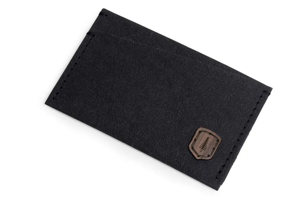 Porte-cartes Nox BeWooden Noir en papier lavable résistant et léger