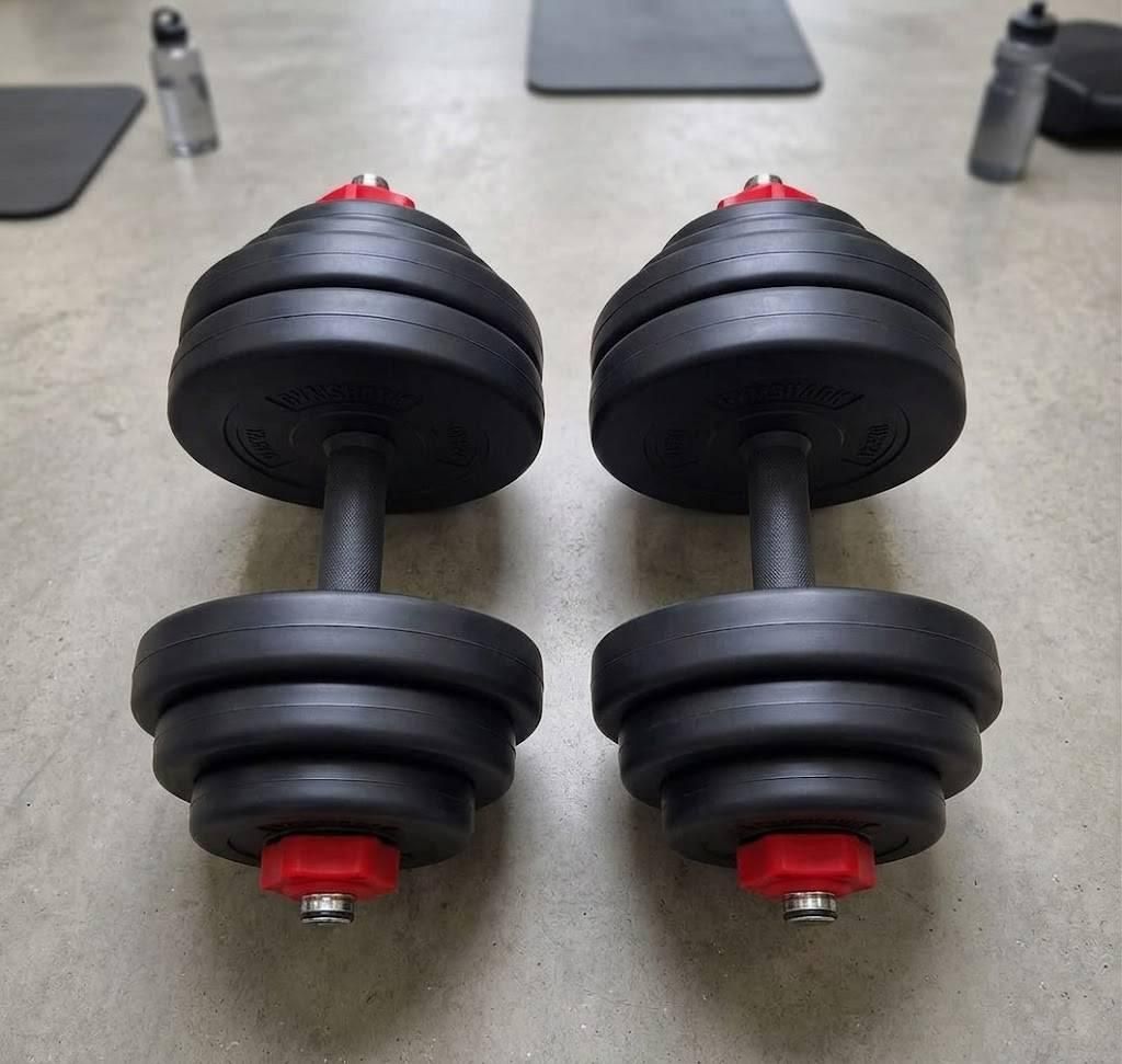 Hantel Set 2x 15 kg (30kg) Hantelset Kurzhantel Sport Hantelset mit Sternverschluss Riffelgriff