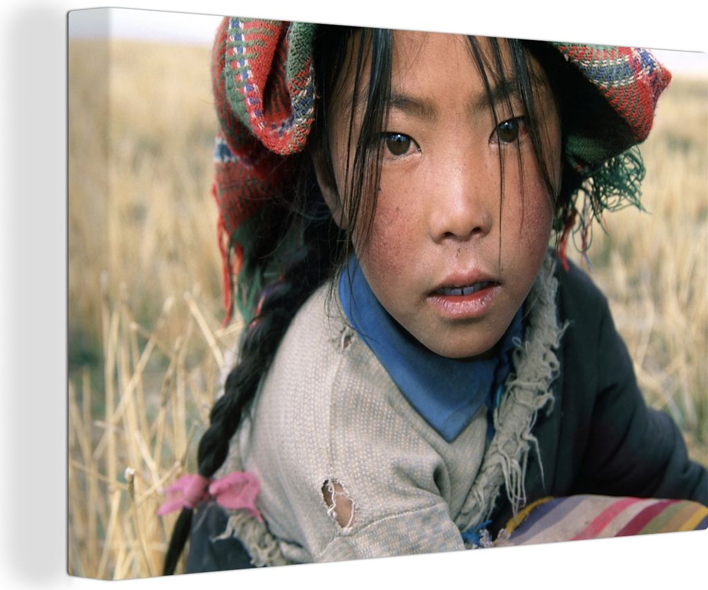 OneMillionCanvasses - Leinwandbilder - 150x100 cm, Nahaufnahme eines tibetischen Mädchens in der Landschaft von Tibet, Wandbilder Kunstdruck Wan...