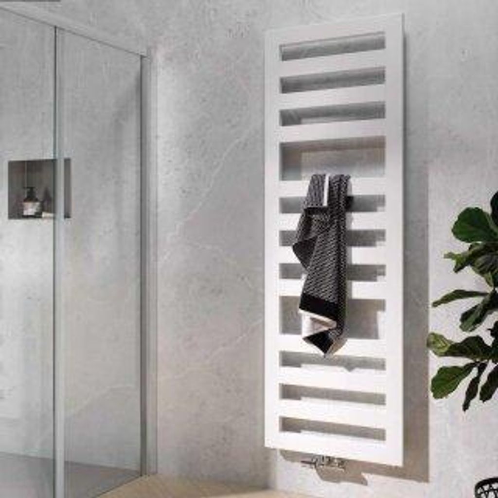 HSK 8406152-68 Semprio Designheizkörper 600x1520mm Schwarz-Matt