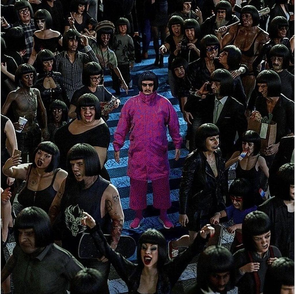Oliver Tree - Alone In A Crowd (Apple, Blue Jay & Black Produktbild 