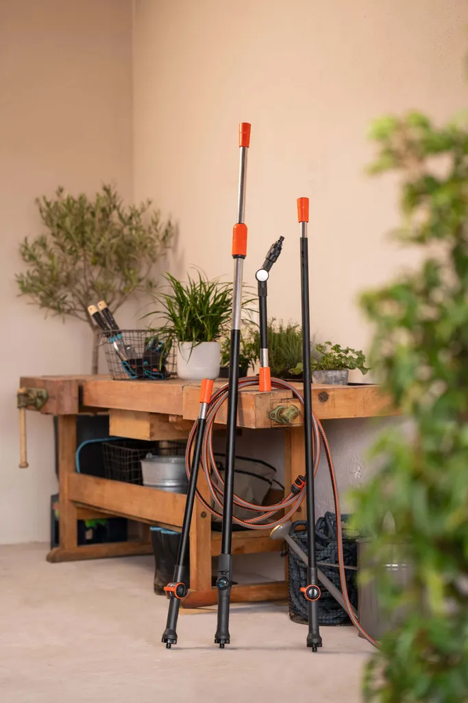 Manche Cleansystem Flex Gardena : Nettoyez les Endroits Difficiles - 9