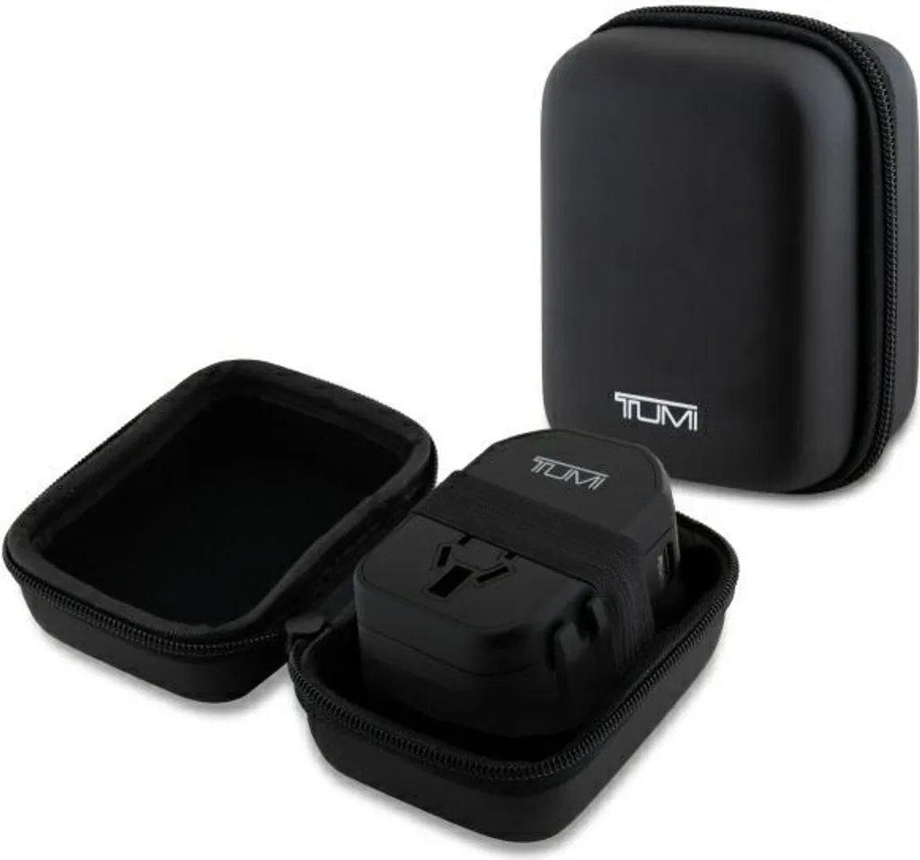 Adaptateur Universel de Voyage Tumi avec USB-C 20W et Ports USB-A Noir