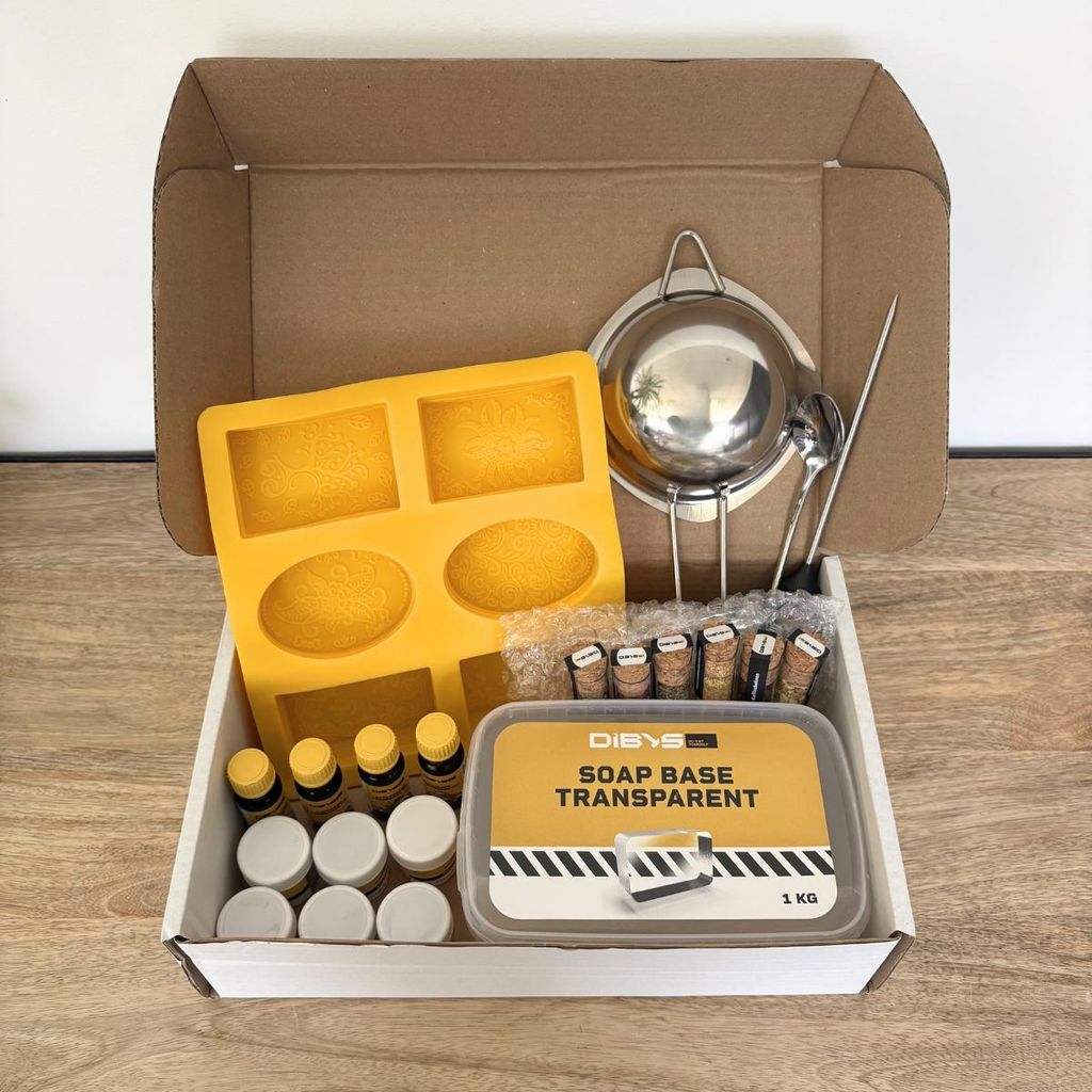 Kit savon : Je fabrique mes savons à la maison - Image du produit 