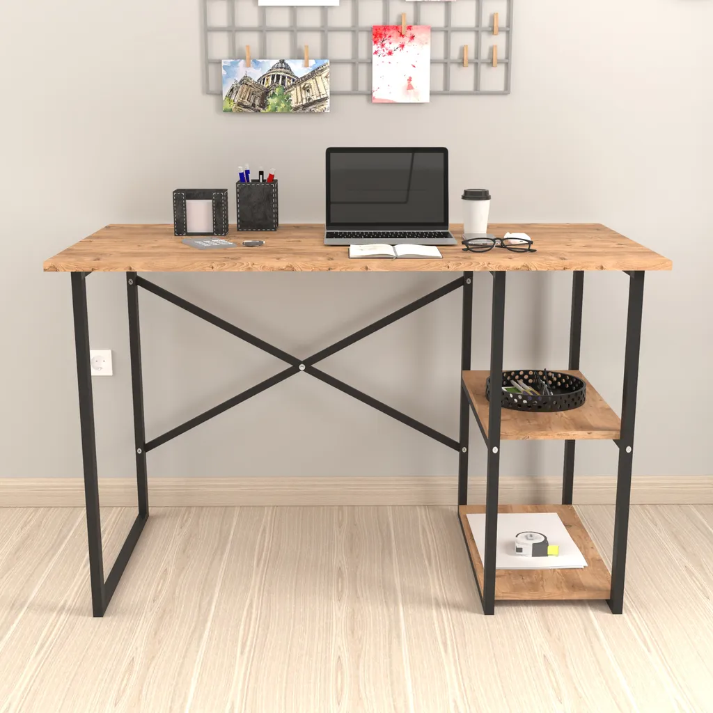 Bureau Nittedal aspect chêne avec étagère intégrée et structure métal