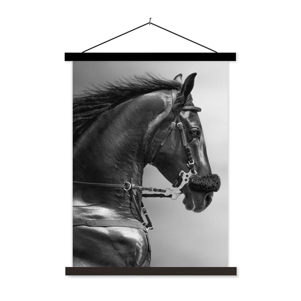 MuchoWow Textilposter Pferde - Schwarz - Porträt - Tiere 40x53 cm mit schwarzem Rahmen - Abbildung