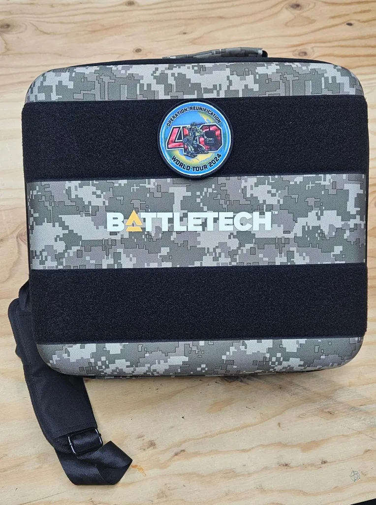 Mallette de transport rigide pour figurines BattleTech et matériel