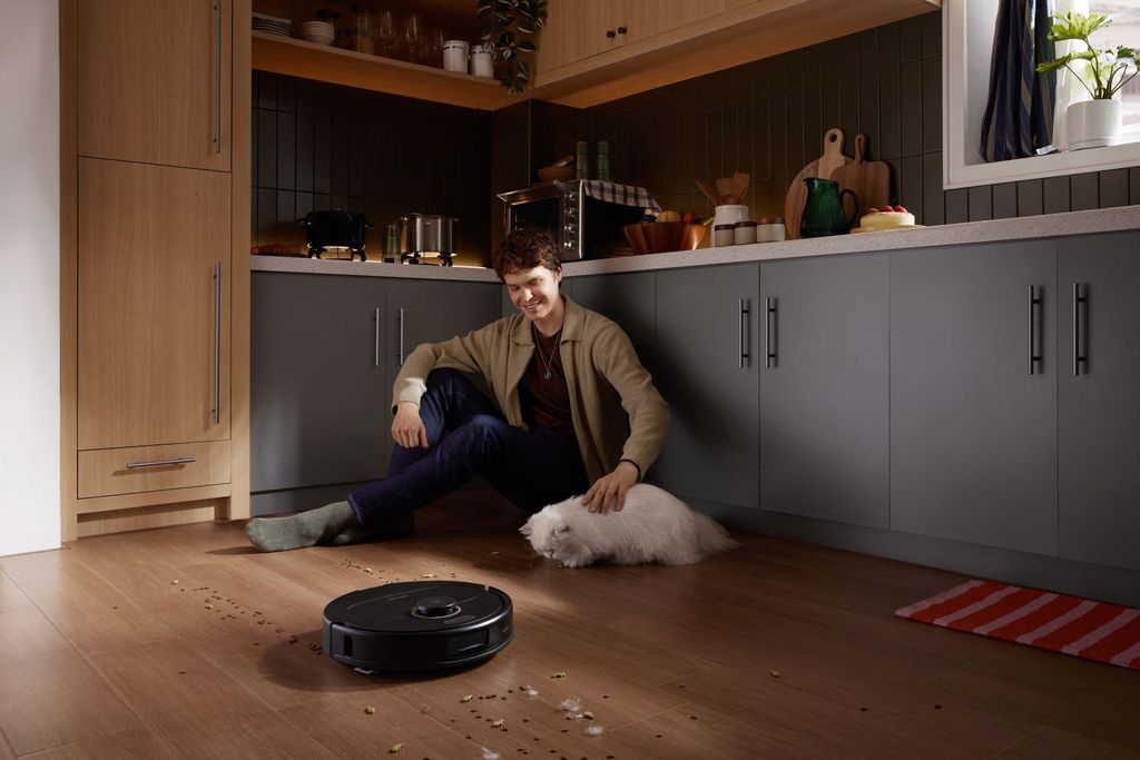 Roborock Qrevo 5AE Saugroboter, schwarz