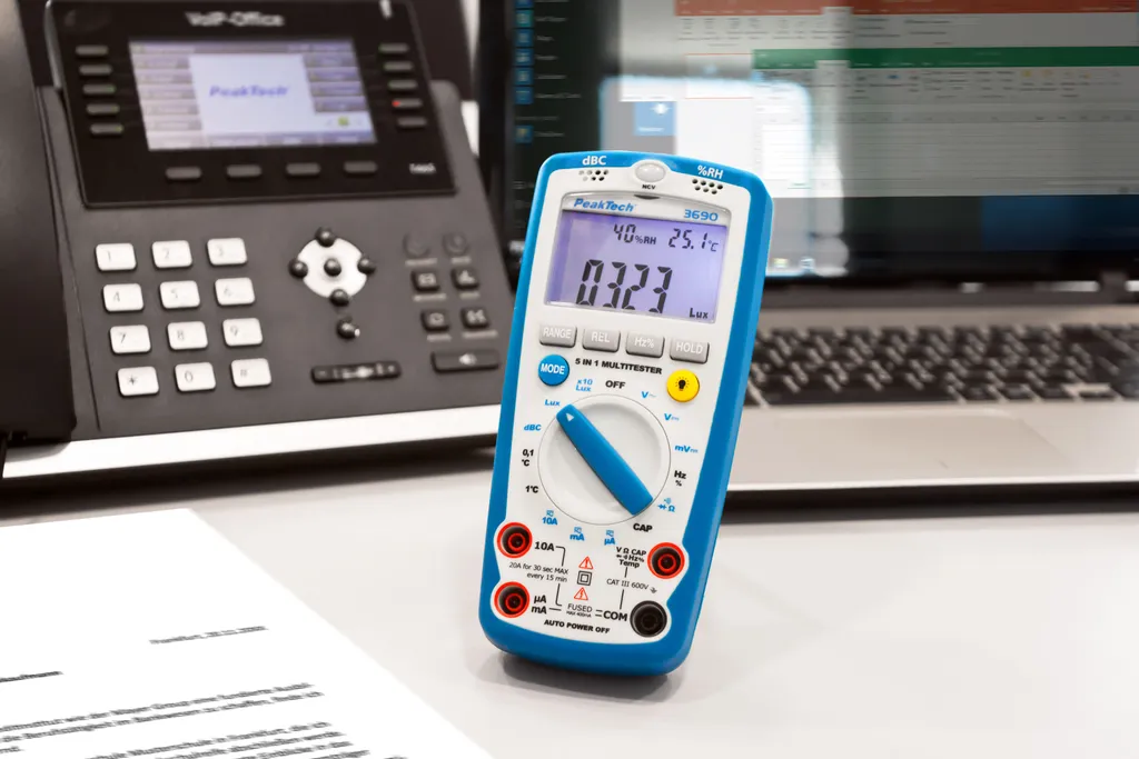 Multimètre PeakTech P 3690 : Solution Complète pour Mesures et Diagnostic - 12