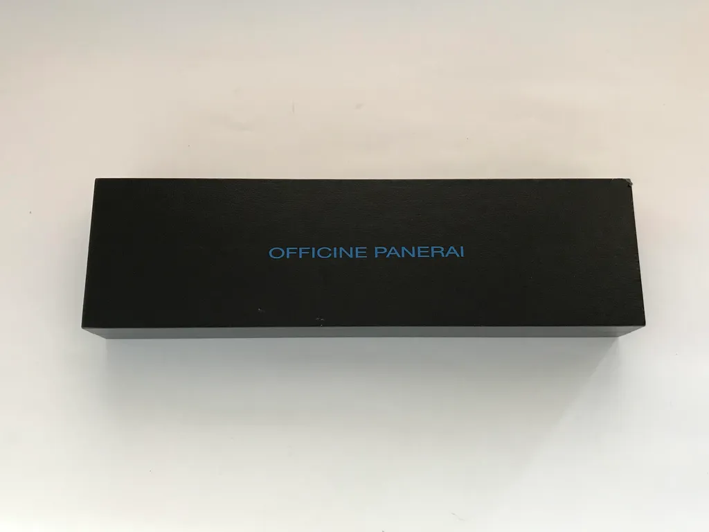 Étui de Rangement Panerai pour Voyage : Gardez votre Montre en Sécurité