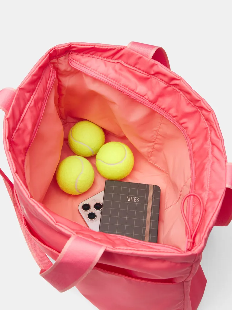 Sac cabas UA Studio Lite rose léger et résistant à l'eau Under