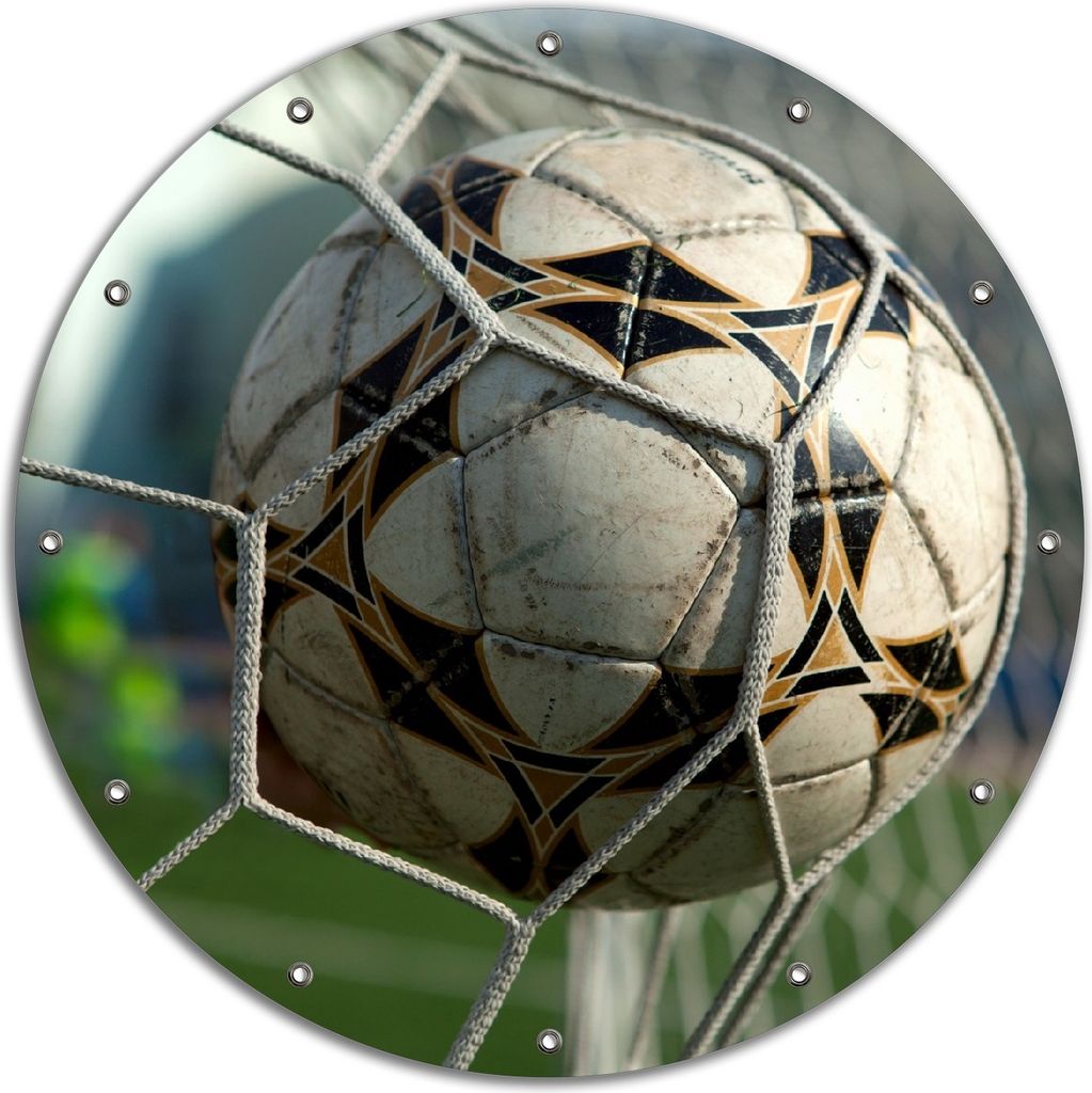 Wallario rundes Outdoor-Poster für Garten oder Balkon, Motiv Fußball - Ball im Tor - Bolzplatz, 90 cm Durchmesser