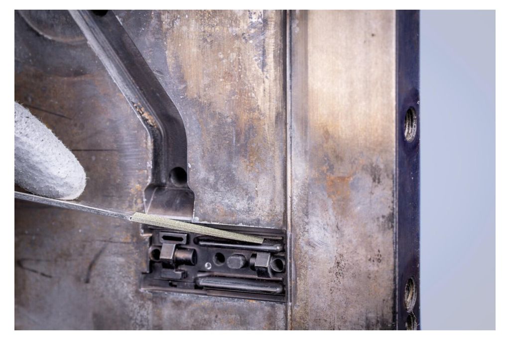 PFERD TOOLS Konische Diamantfeile 10x170mm D126 (mittel) für besonders enge, tiefliegende Konturen