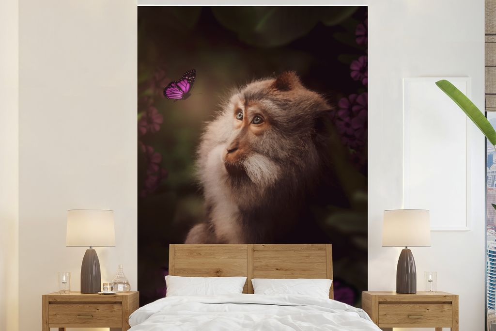 MuchoWow Fototapete für Wohnzimmer oder Schlafzimmer Wandtapete Vinyl Motivtapete Affe - Schmetterling - Dschungel - 145x220 cm - Wanddekoration