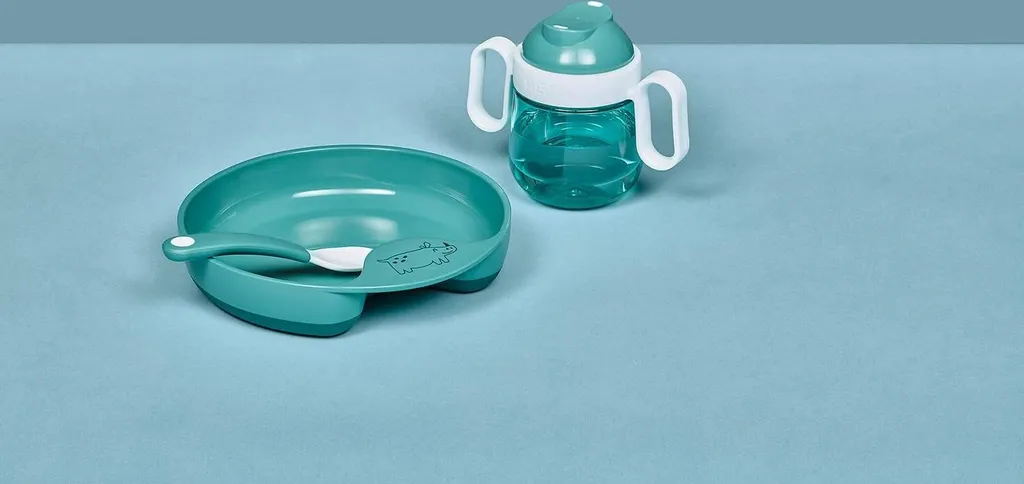 Set de Vaisselle Bébé Mepal Mio Complet avec Gobelet et Assiette Rose