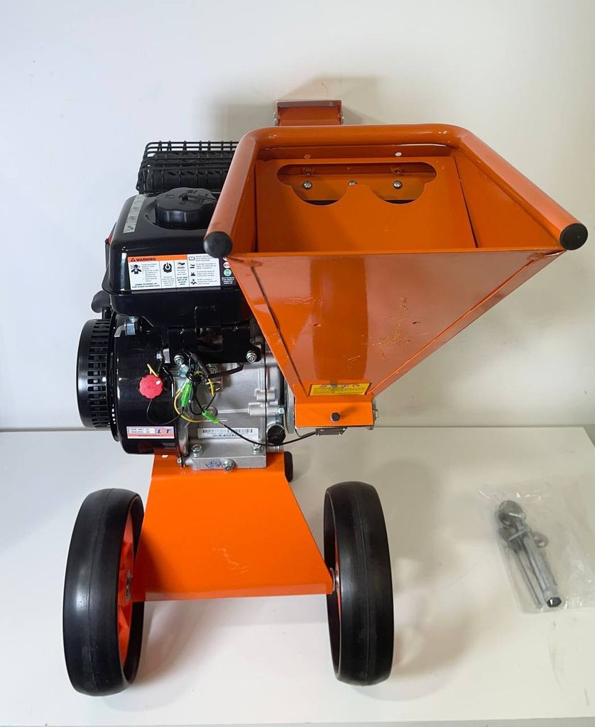 Forest Master FM6DD Benzin 4-Takt Motor Garten Häcksler 6 HP