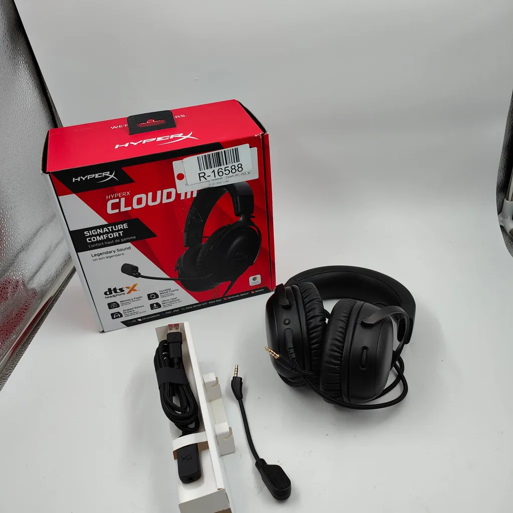 Casque de jeu pour communication claire HyperX Cloud III filaire