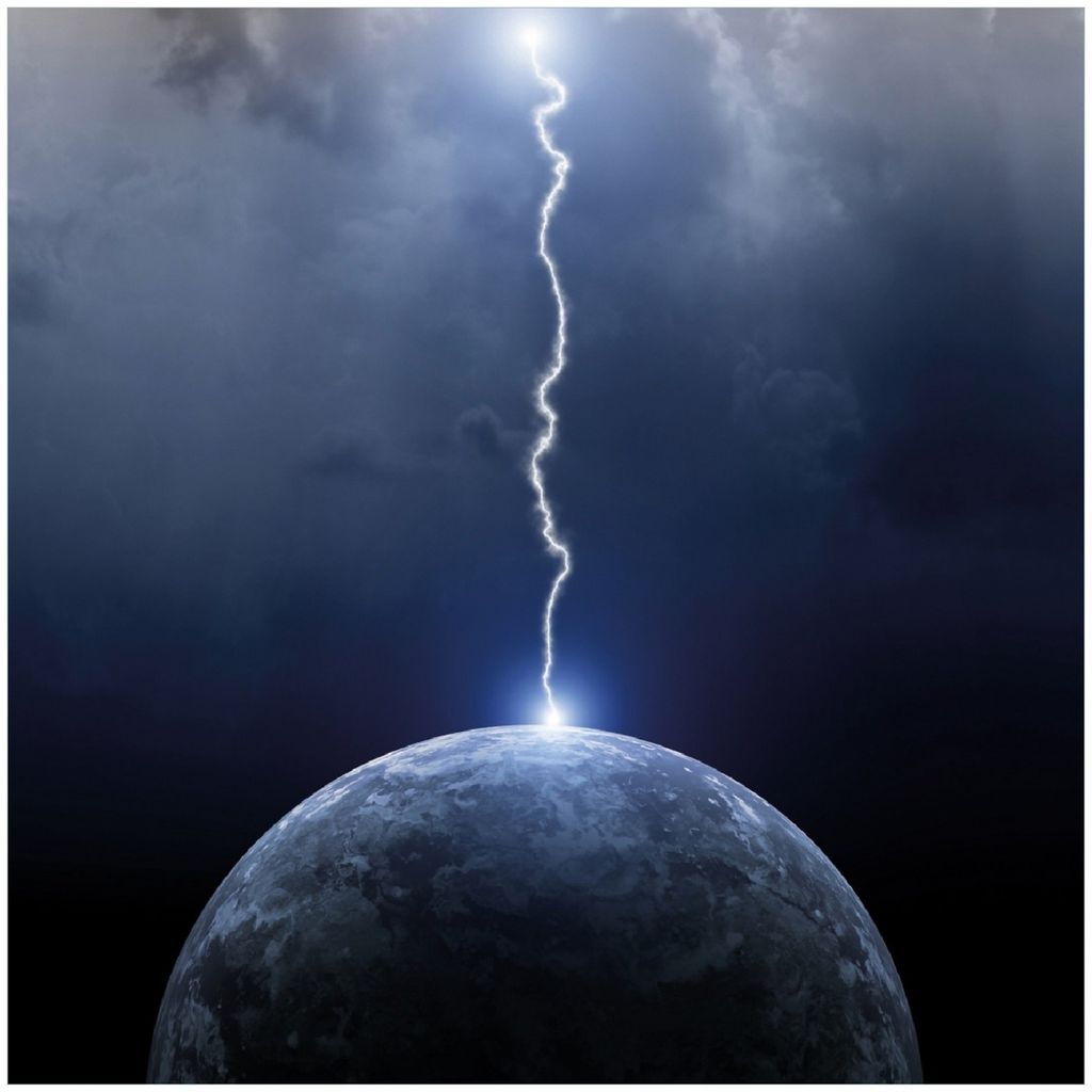 Wallario Premium Glasbild, freischwebende Optik, kräftige Farben, Größe 30 x 30 cm Motiv Gewitter über der Erde