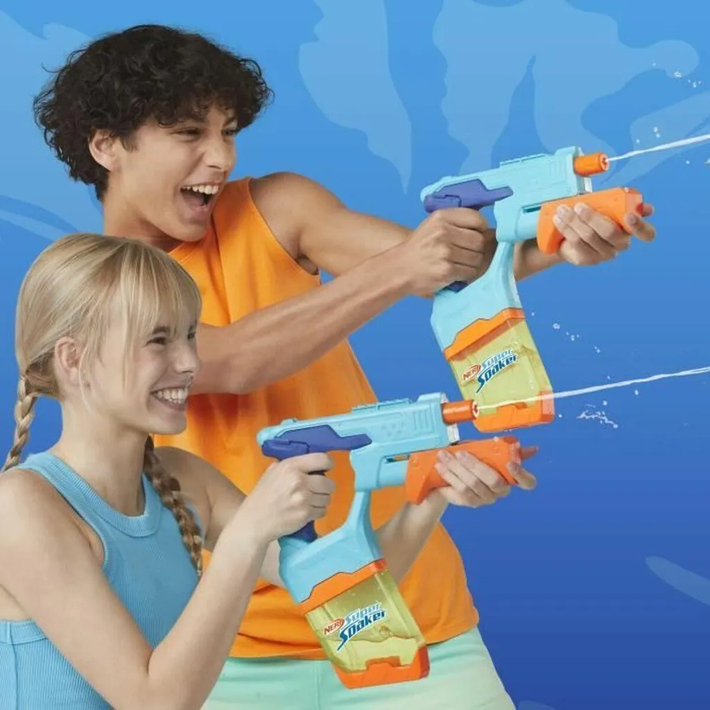 Personnage Nerf mobile à articulations multiples et design tactique