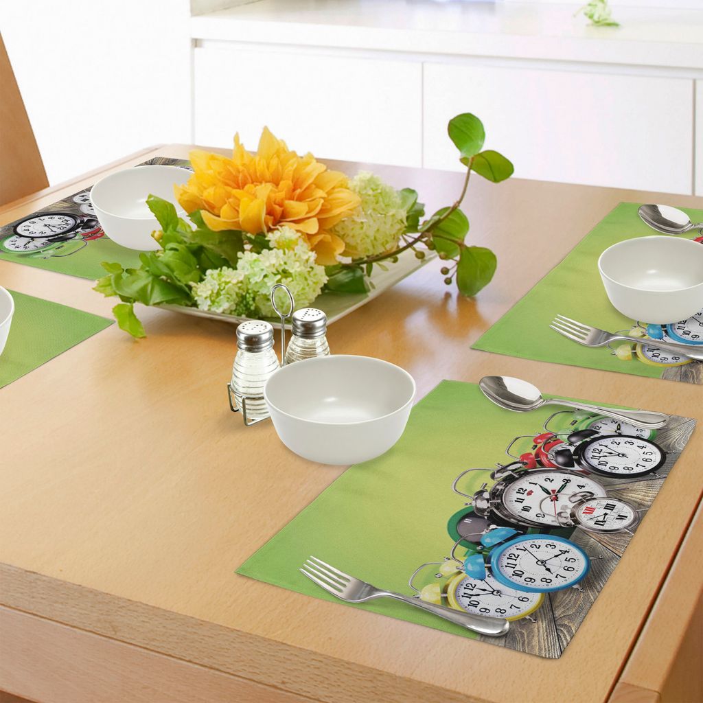 ABAKUHAUS Uhr Platzmatten, Eine Gruppe Wecker auf dem hölzernen Digitaldruck-nostalgischen Entwurfs-Druck des Bodens, Tiscjdeco aus Farbfesten Sto...