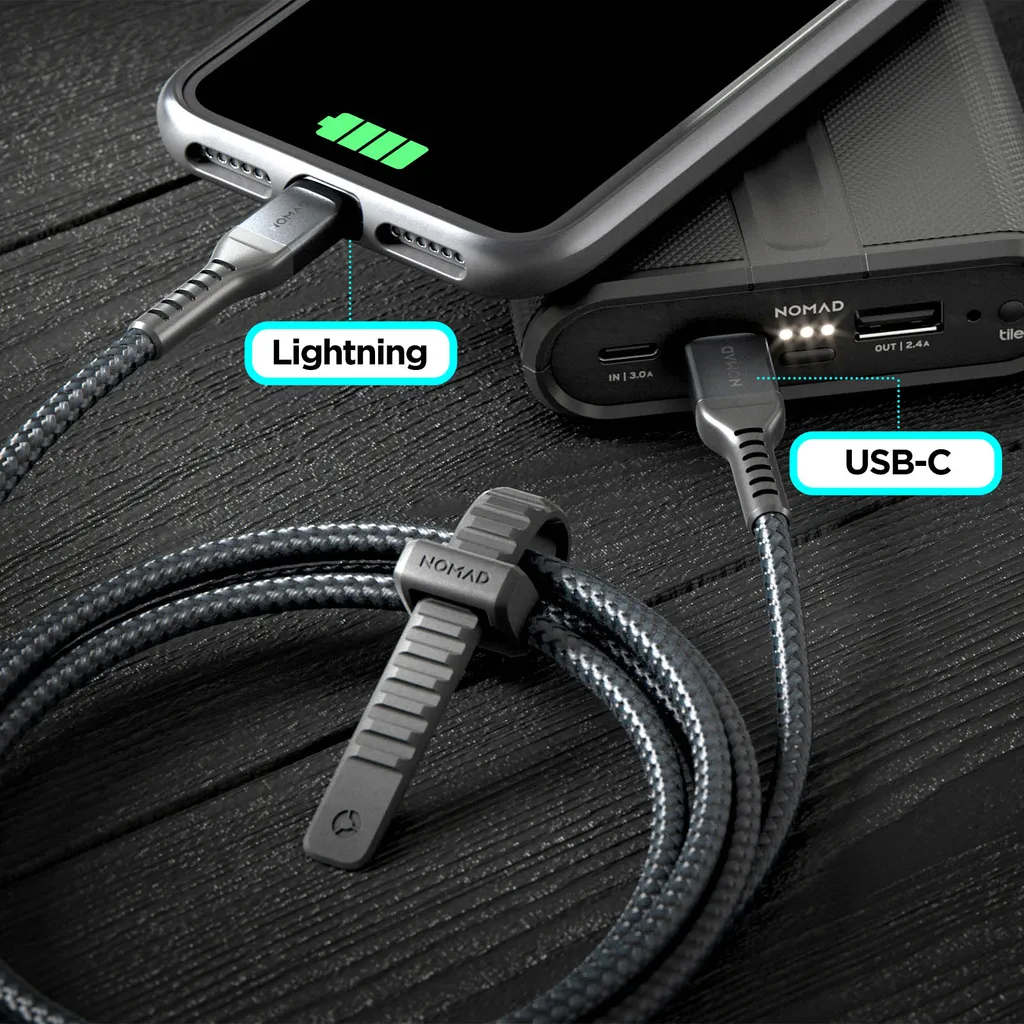 Câble USB-C Lightning 1.5m Nomad en Polyamide pour charge iPhone de bureau - 3