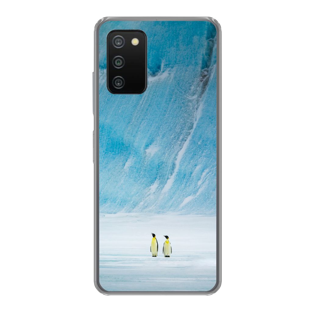 MuchoWow Handyhülle Schutzhülle Hülle für Samsung Galaxy A03s Zwei Kaiserpinguine vor einem Eisberg Silikon Softcase Handy Hülle - Schutz