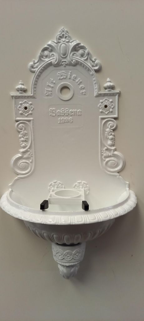 Wandbrunnen aus Aluminium weiß Natur pulverbeschichtet Produktbild 
