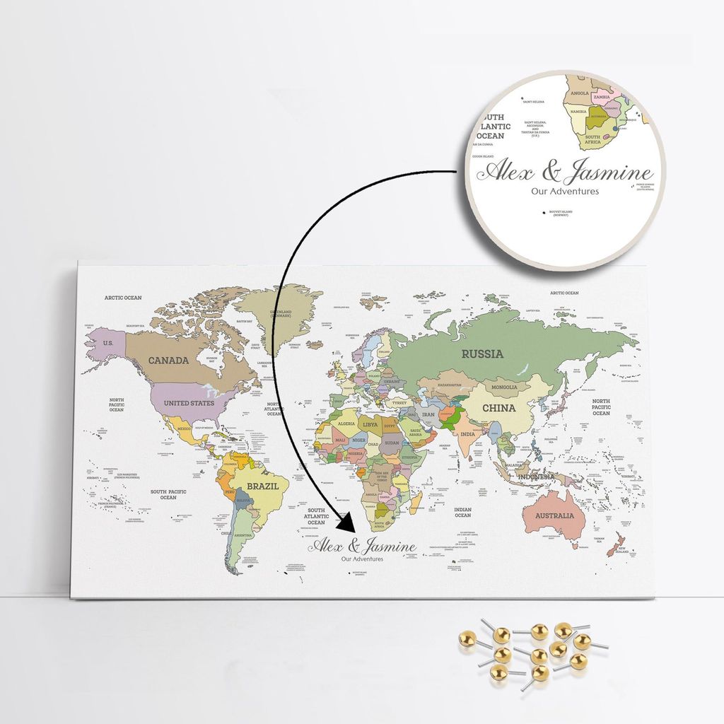 framed concept Personalisierte Weltkarte mit Pinnnadeln Handgefertigte Wanddekoration mit 50 goldenen Pins Einzigartige Geschenkidee