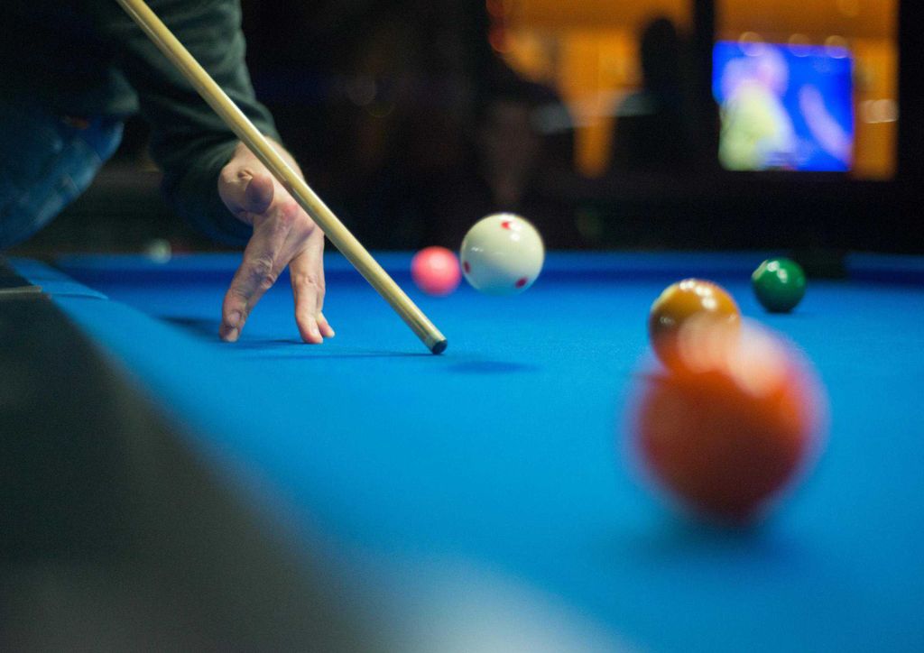 hansepuzzle 11614 - Billard-Spiel Puzzle, 260 Teile, Sport, 41,0 x 28,0cm mit hochwertiger Aufbewahrung, Kartonbox und wiederverschließbarem Beutel