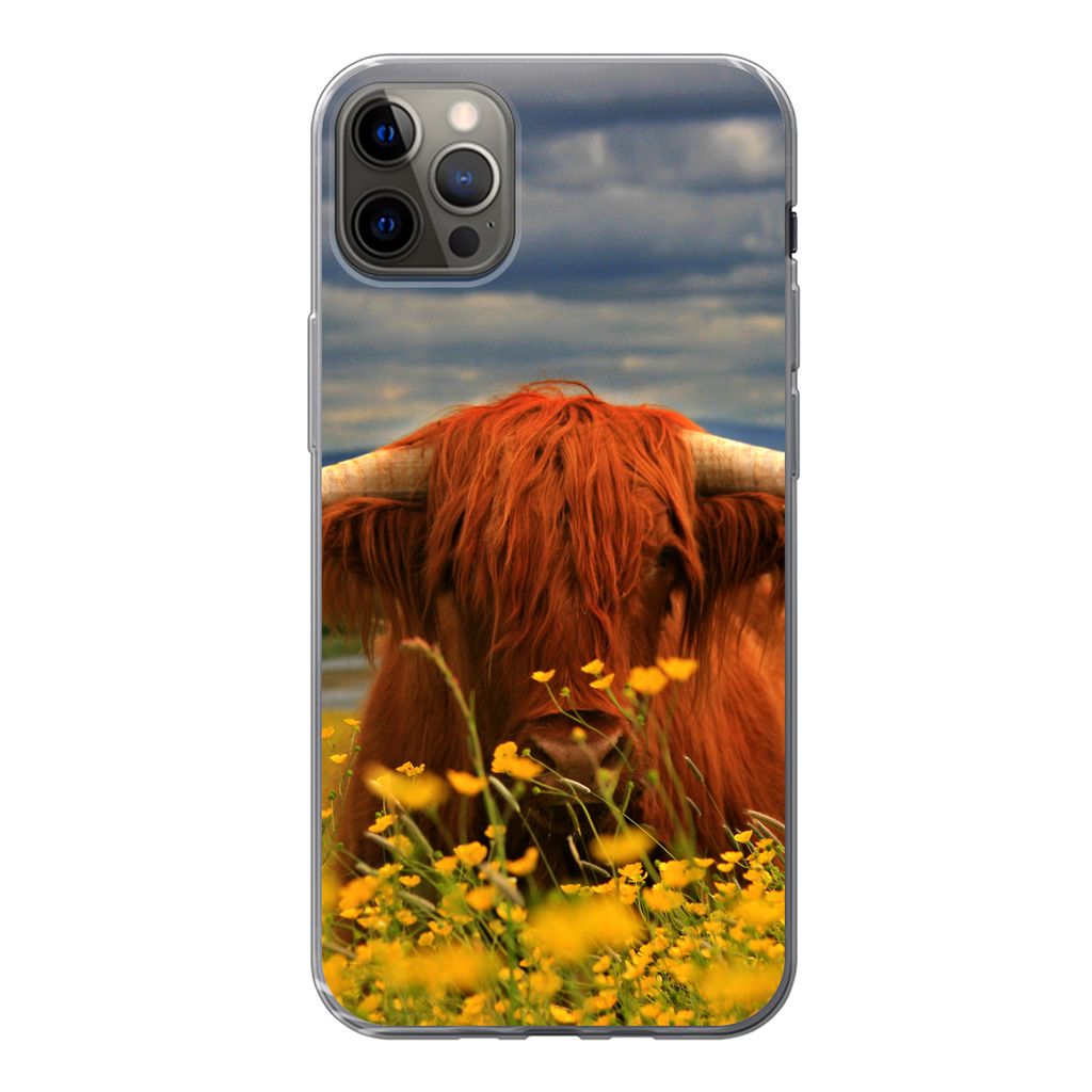 MuchoWow Handyhülle Schutzhülle Hülle für iPhone 13 Pro Max Schottischer Highlander - Tiere - Blumen Silikon Softcase Handy Hülle - Mobiltel...