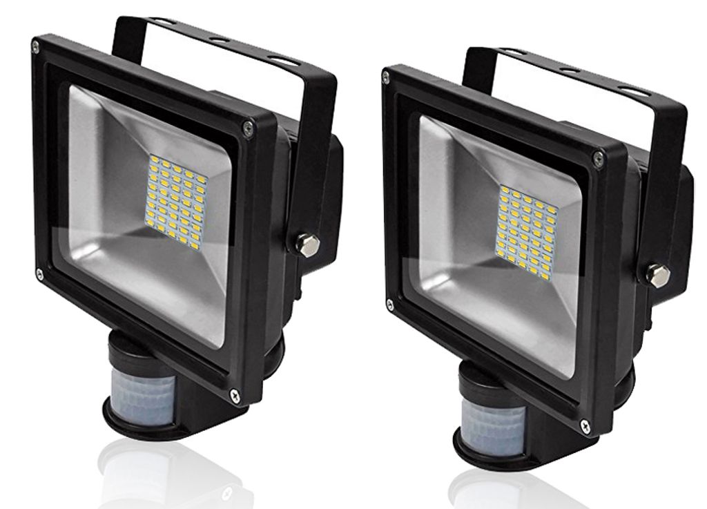 4X 30W LED Fluter Flutlicht Strahler Außen SMD Scheinwerfer Lampe IP65 Warmweiß