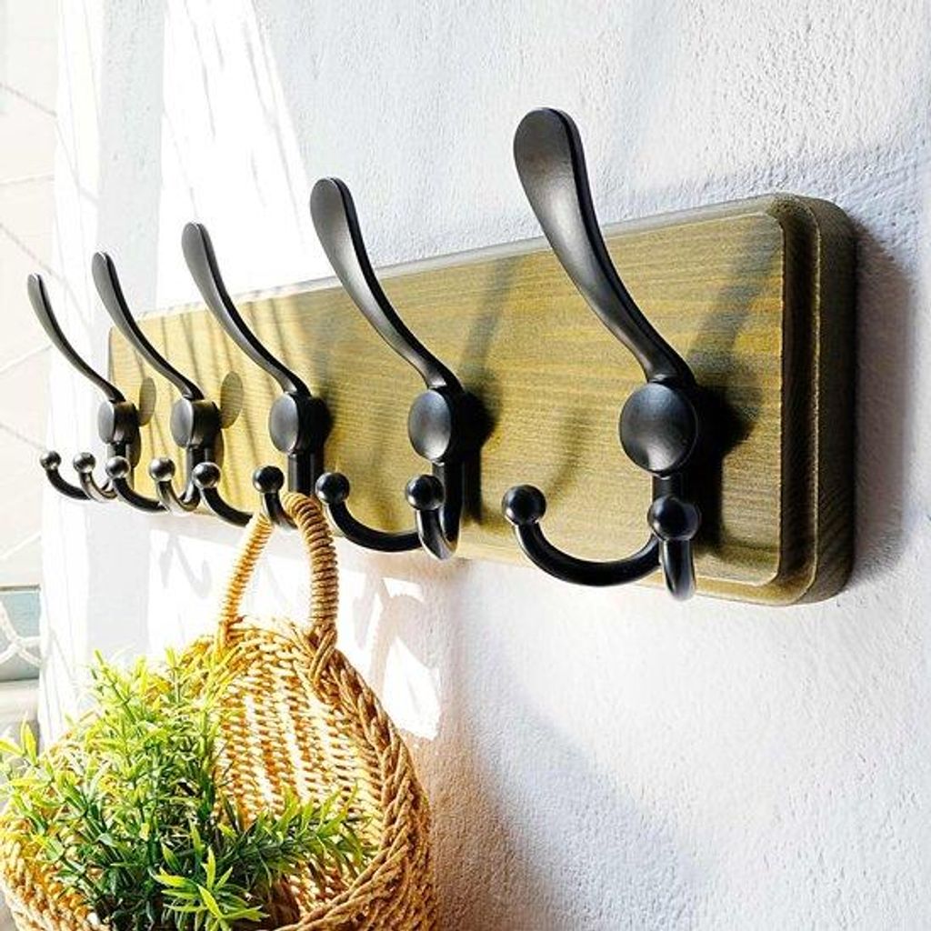 Robuste Holzgarderobe mit 5fach Haken, grün schwarz, Wandmontage
