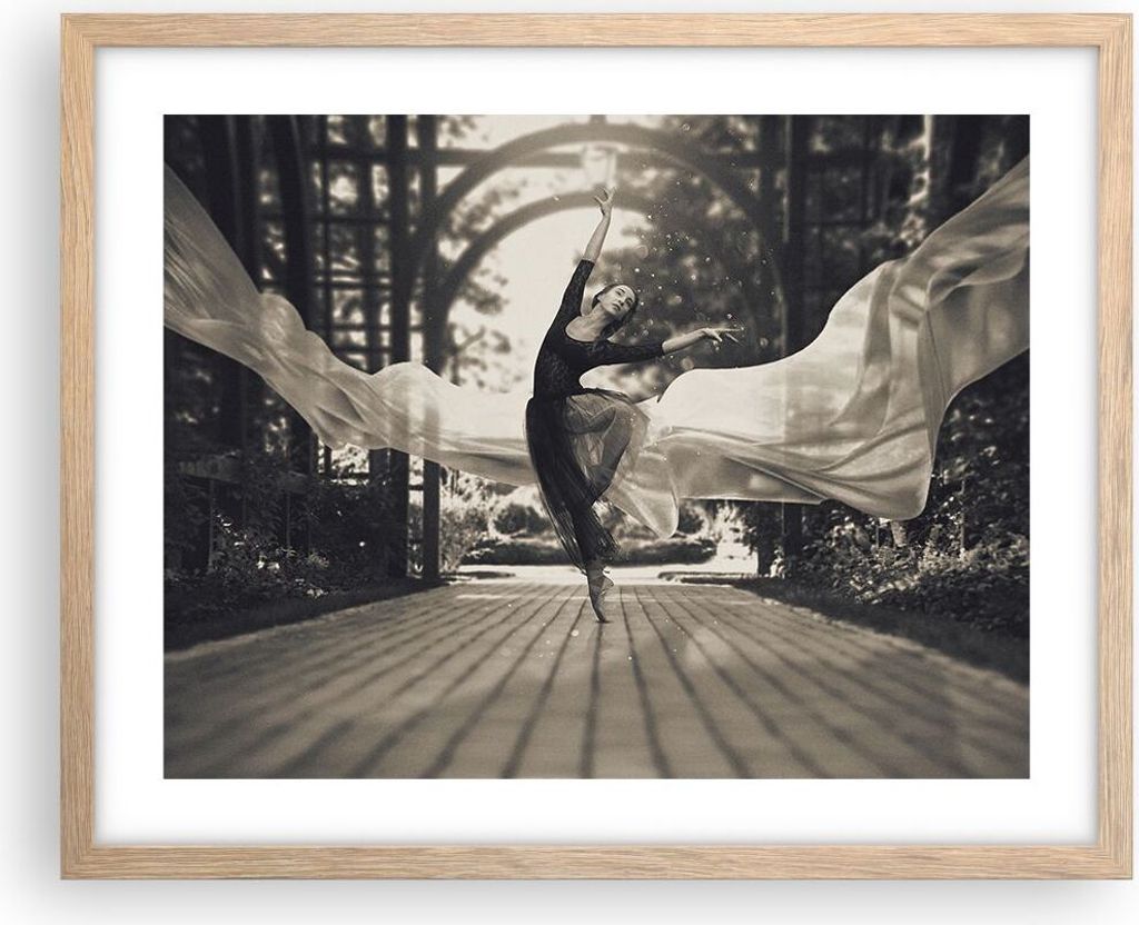 Gerahmtes Poster - Rahmen in heller Eiche - Ballerina Tanz Luft - 50x40 cm - Wand Bild - Wanddeko - Wandbilder - Kunstposter - Wandposter - Bilderr...