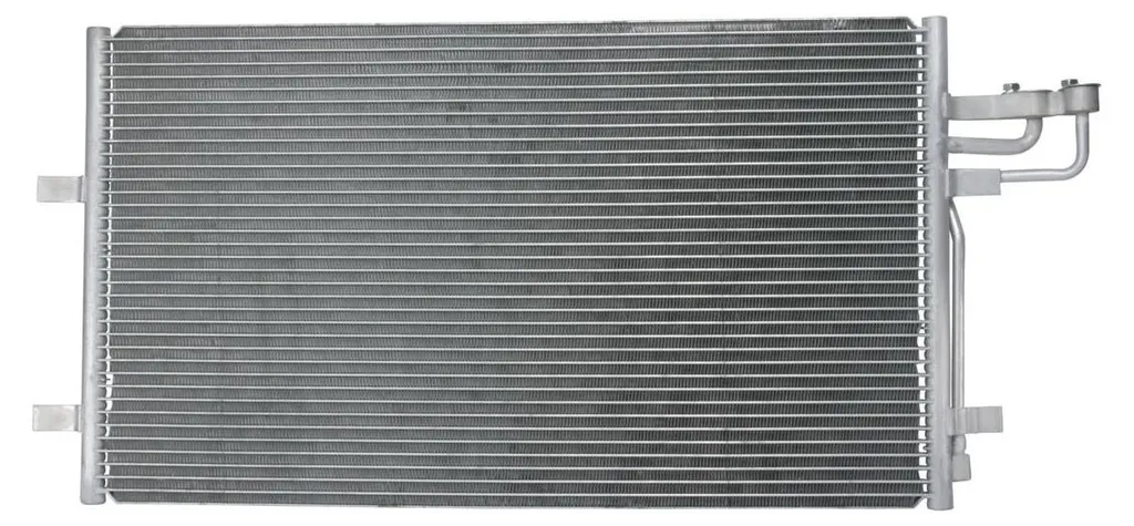 Condenseur Bosch R134a haute performance 620x370mm spécial Ford Focus