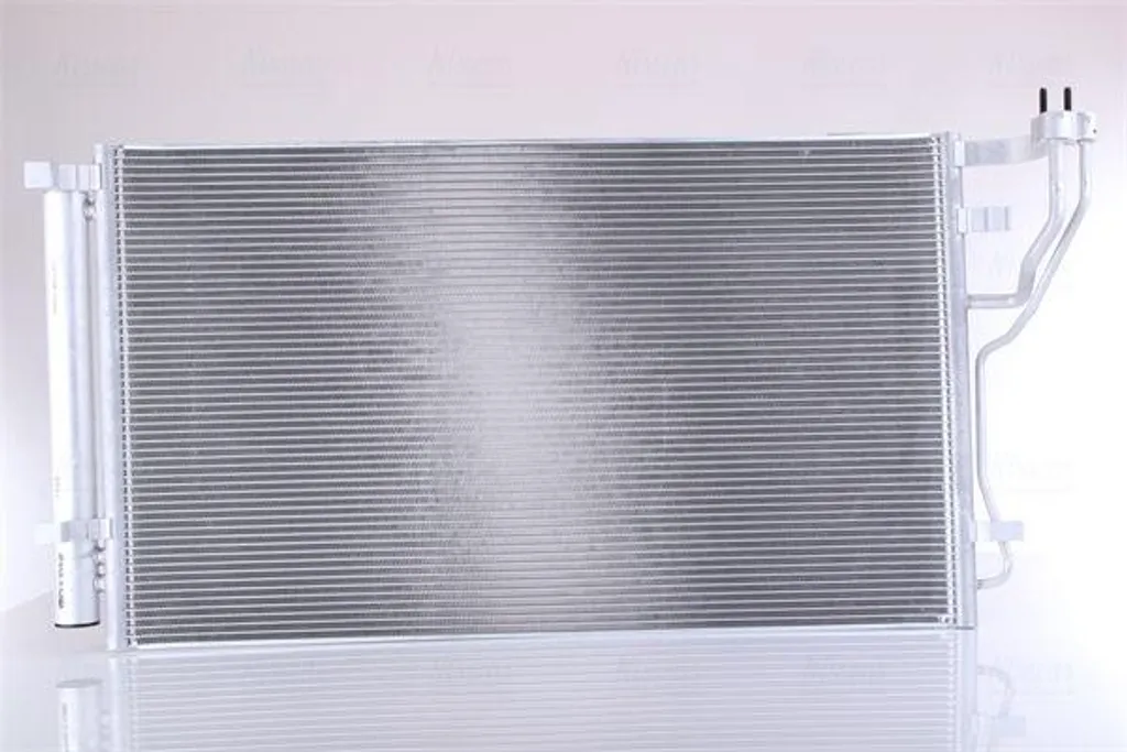 Condenseur de Climatisation pour Hyundai Sonata - Équivalent OE 940698