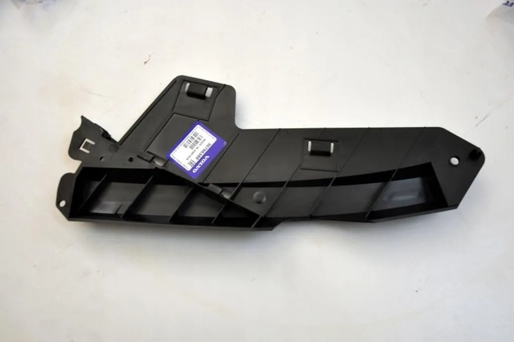 Fixez votre Phare Droit Volvo S80 II avec le Rail 30796388 - Jeu Éliminé